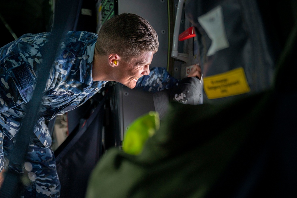 MG23: A400M Atlas familiarization flight