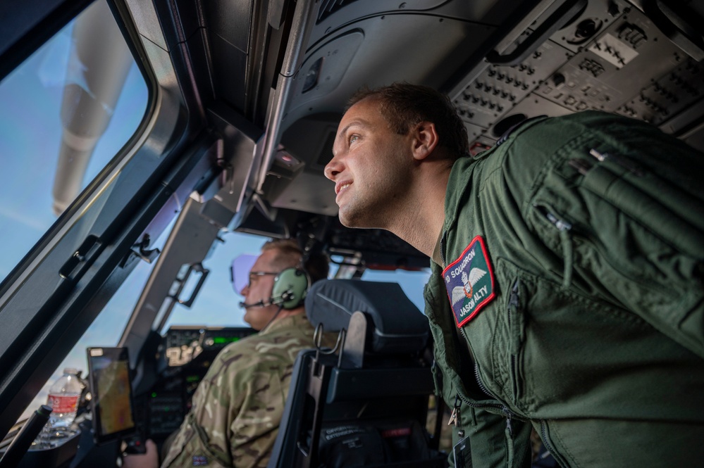 MG23: A400M Atlas familiarization flight