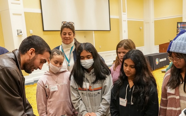 NSWC Dahlgren Division STEM Leaders Wow and Inspire Local Fifth Graders