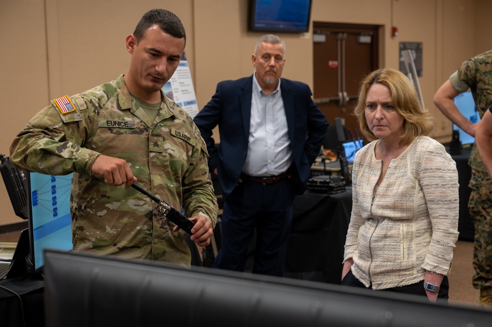 Deputy Secretary Hicks visits USINDOPACOM, USPACFLEET