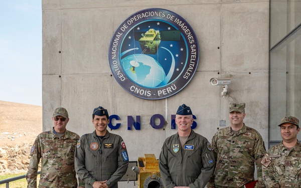 Resolute Sentinel 23 Leaders Looks Up to Space