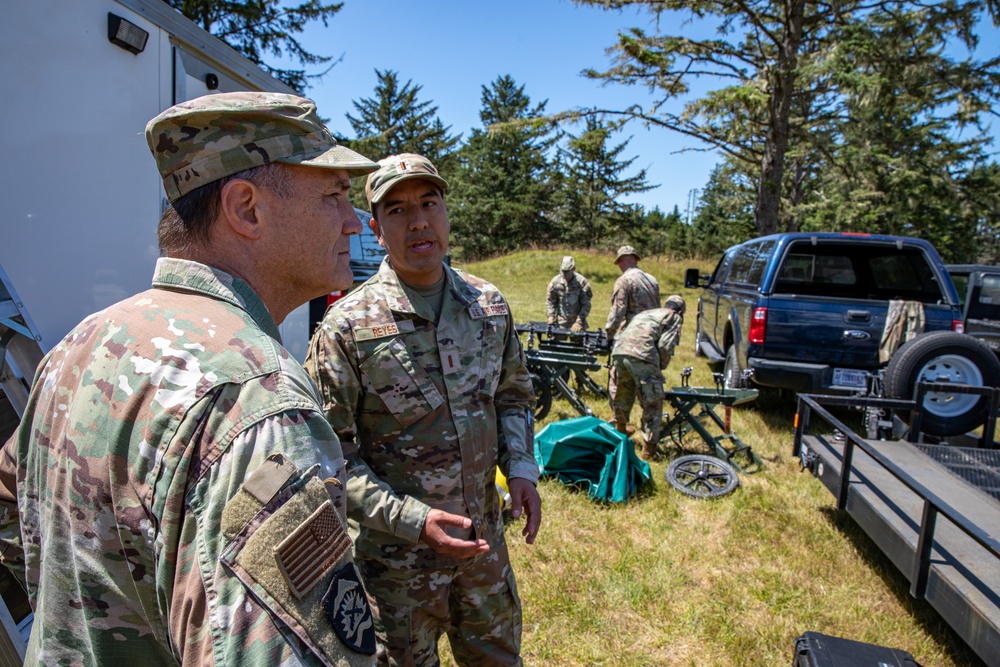 Oregon TAG Visits Joint Army, Air CERFP Exercise