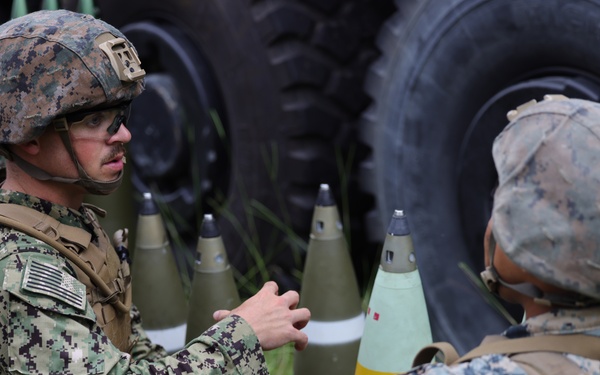 Midshipmen Artillery Familiarization