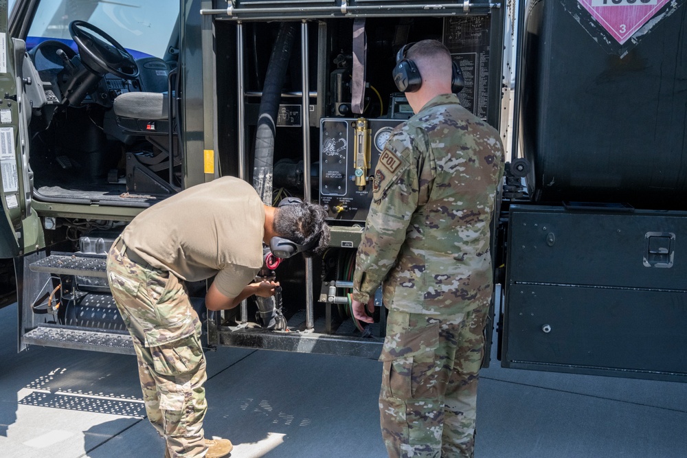 60th LRS Airmen train in Specialized Fueling Operation