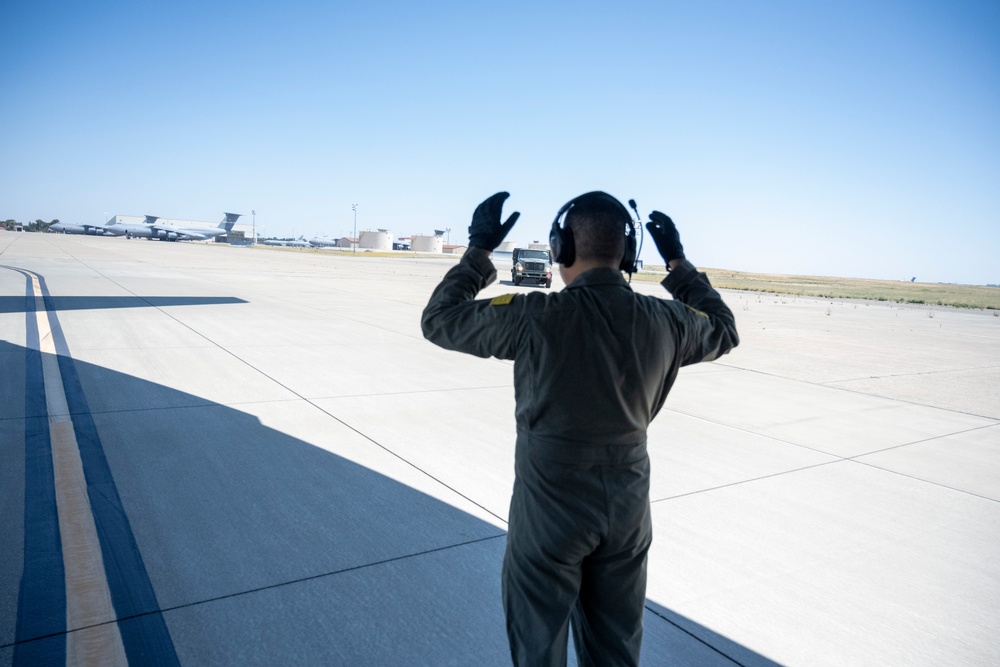 60th LRS Airmen train in Specialized Fueling Operation