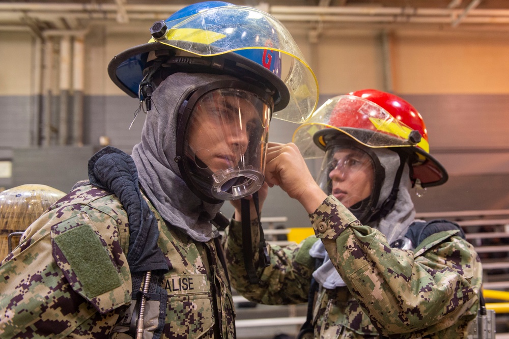 Naval Reserve Officers Training Corps (NRTOC) New Student Indoctrination (NSI) Cycle 2 Firefighting Training