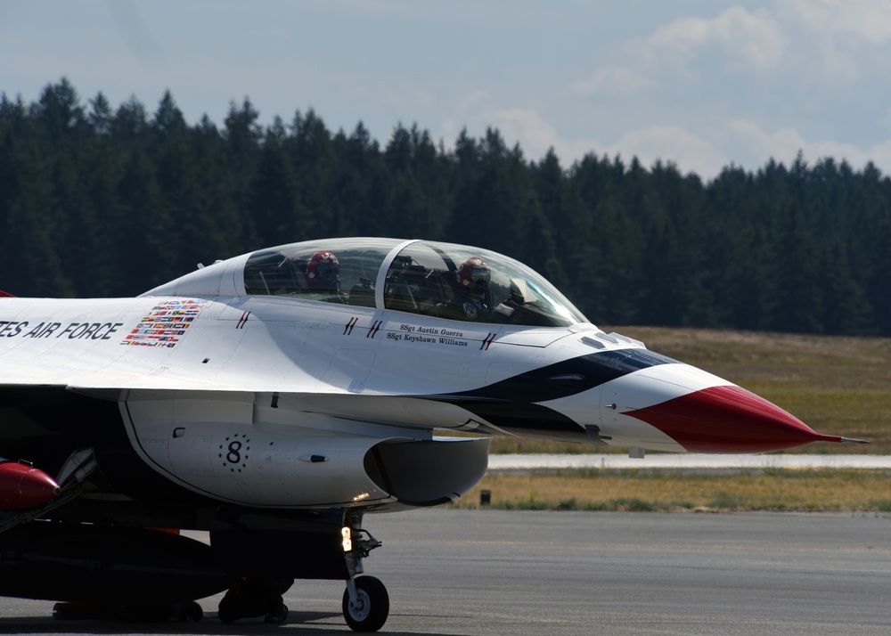 Thunderbird #8 touches down at McChord Field for 2023 JBLM JAWE