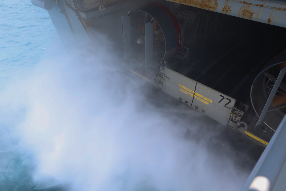 USS Bataan Loads LCAC