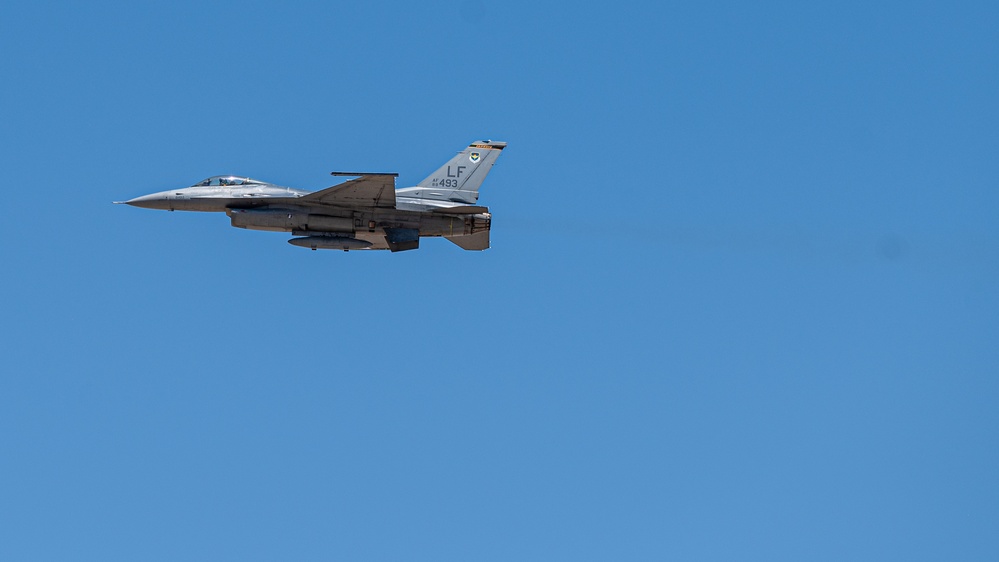 309th FS begins F-16 block swap with Holloman