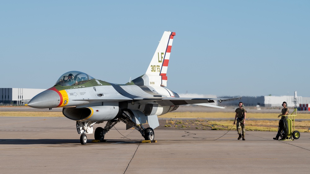 DVIDS - Images - 309th FS begins F-16 block swap with Holloman [Image 7 ...