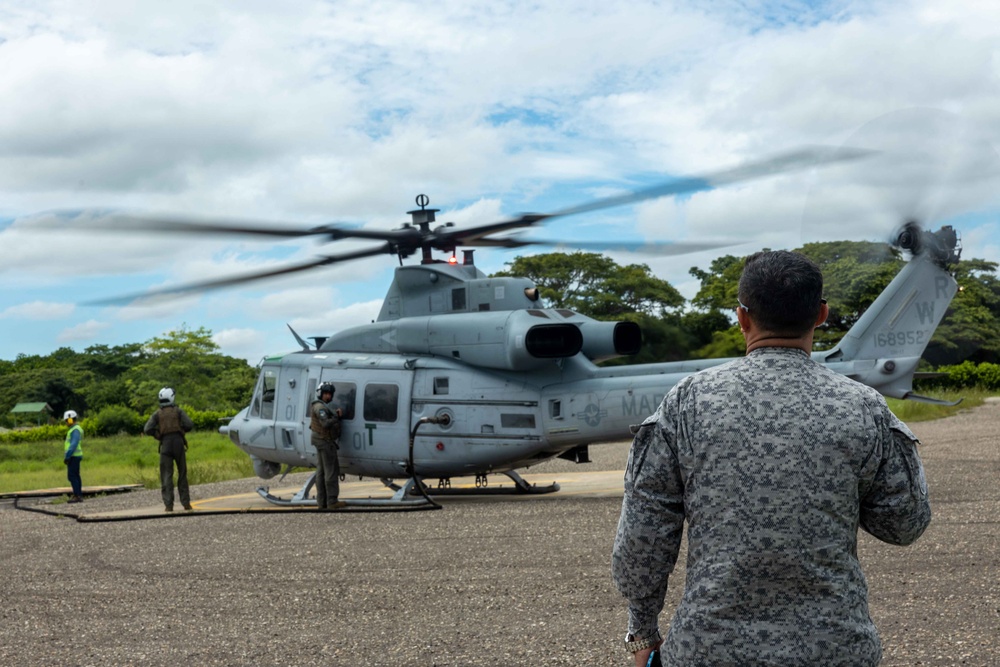 UNITAS 2023: UH-1Y Venom Landing