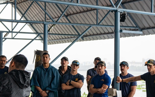 MDSU, Indian Navy Participate In SALVEX