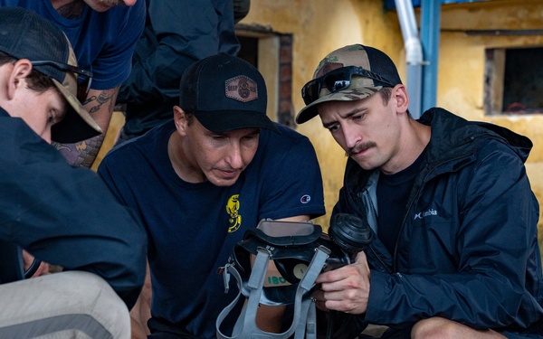 MDSU, Indian Navy Participate In SALVEX