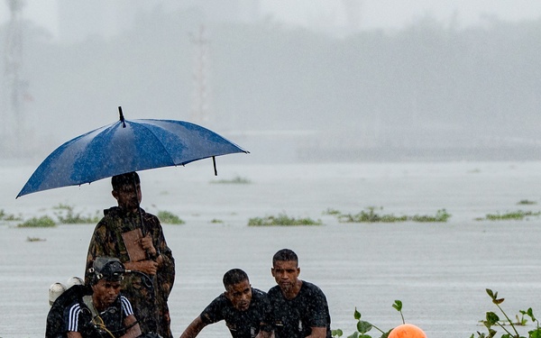 MDSU, Indian Navy Participate In SALVEX