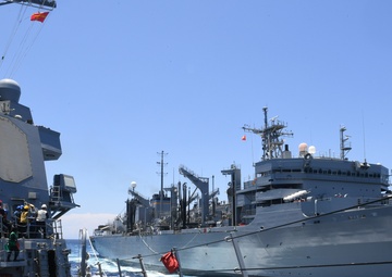 USS Mason (DDG 87) Participates in a Replenishment-at-Sea During COMPTUEX
