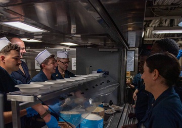 USS Laboon (DDG 58) Hold An Ice Cream Social During COMPTUEX