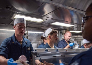USS Laboon (DDG 58) Hold An Ice Cream Social During COMPTUEX