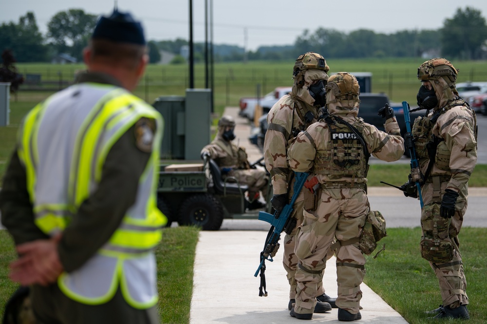 122nd Fighter Wing Airmen conduct readiness exercise