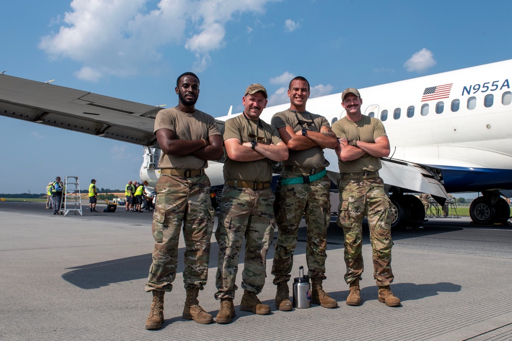 145th Airlift Wing Assists with Aircraft Lift Following Emergency Landing