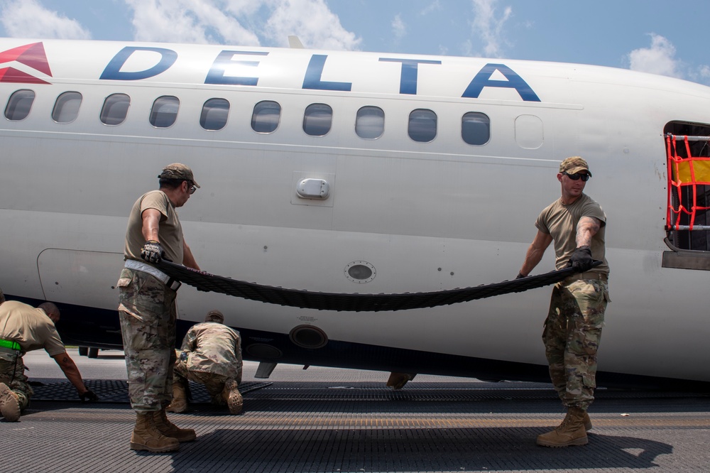 145th Airlift Wing Assists with Aircraft Lift Following Emergency Landing