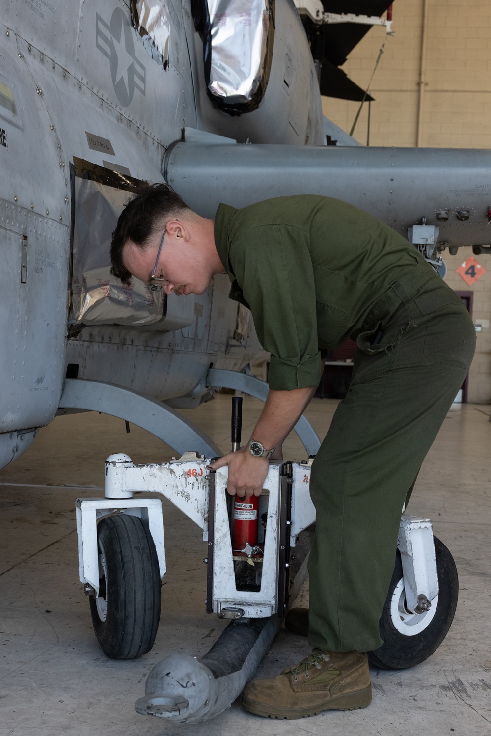 HMLA-367 Loads Aircraft on to C5