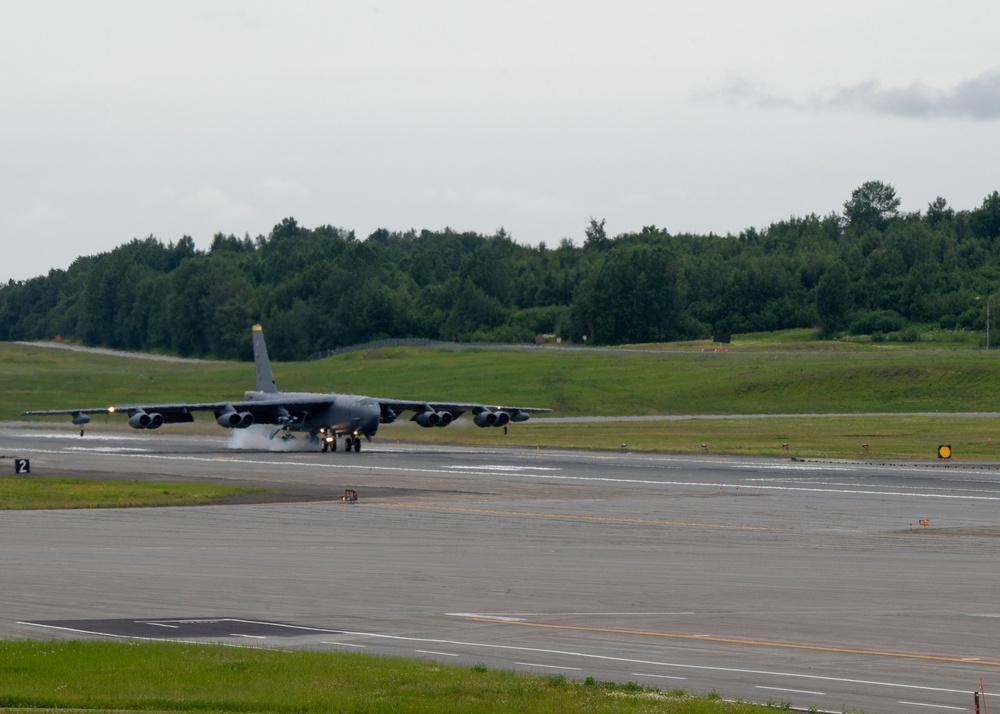 B-52s in JBER: Arrival