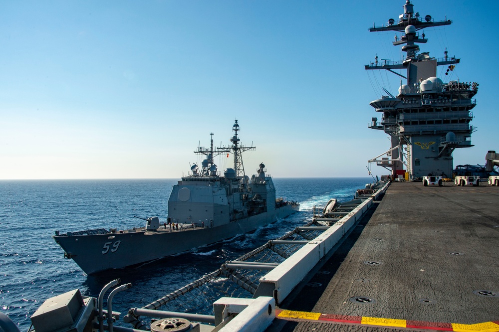 USS Carl Vinson (CVN 70) Fueling-at-sea