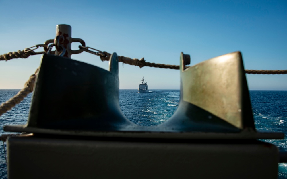 USS Carl Vinson (CVN 70) Fueling-at-sea