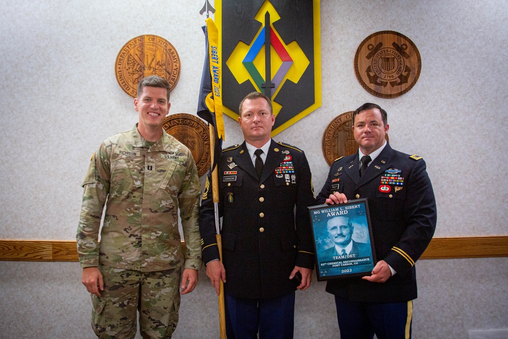 82nd Chemical Reconnaissance Detachment Sibert Award Winners