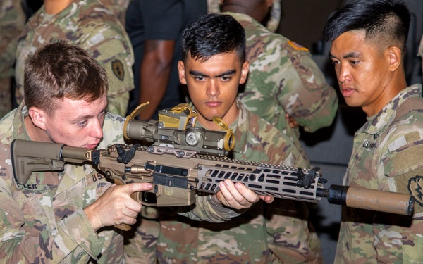The Field of the Future: PEO Soldier Demos New Equipment at 25th ID