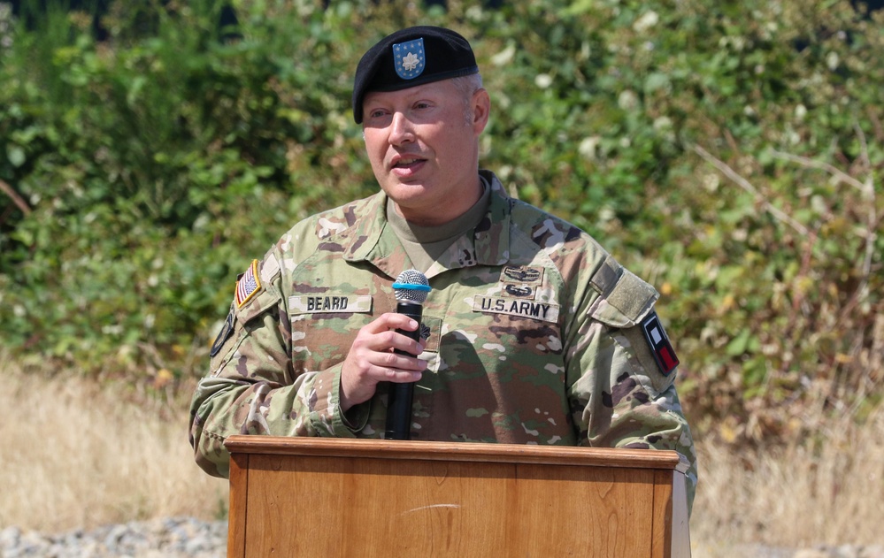 Lt.Col. Beard relinquishes command of 3-364th BEB