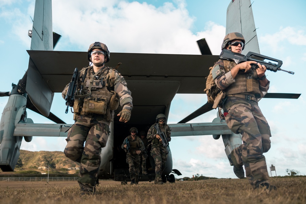 French Marines Visit Marine Corps Base Hawaii