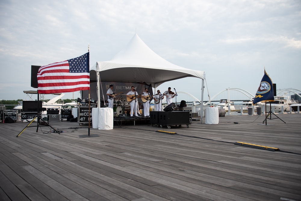 U.S. Navy Band Country Current performs at Yards Park