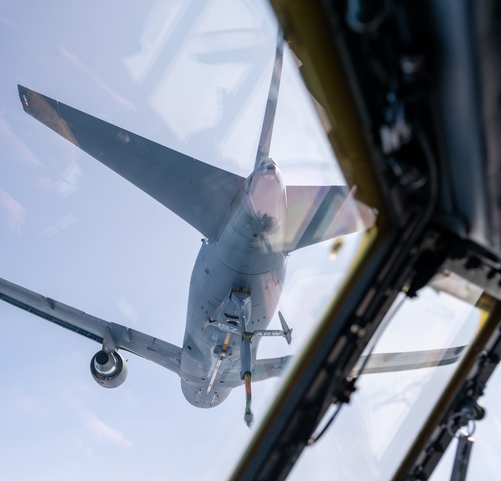 Air-To-Air refueling training