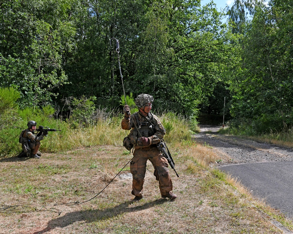 “Glueck ab” German Paratroopers in Baumholder