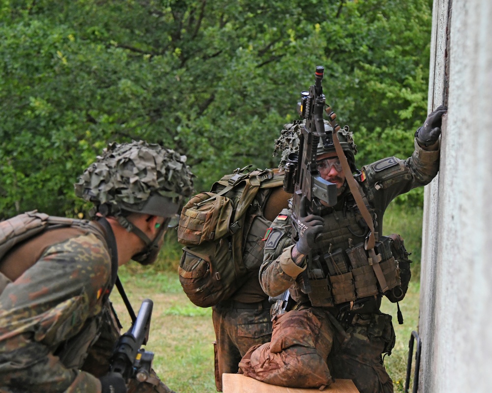 “Glueck ab” German Paratroopers in Baumholder