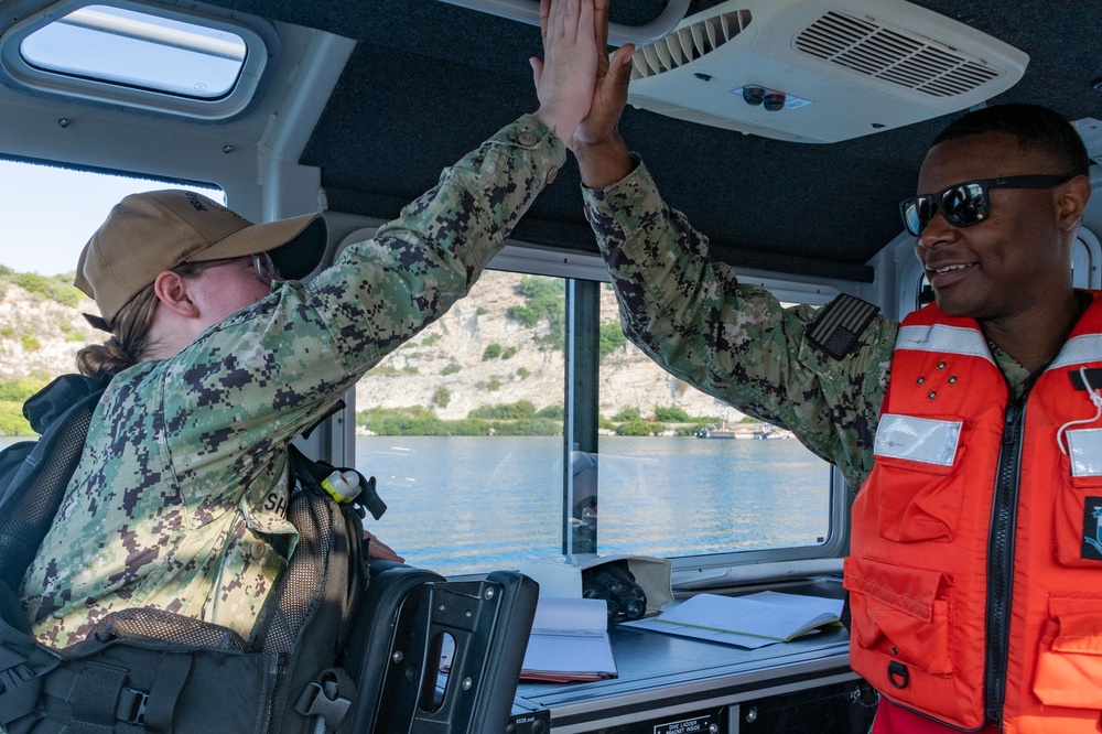 NSA Souda Bay Holds an ATTT Swimmer Attack Drill