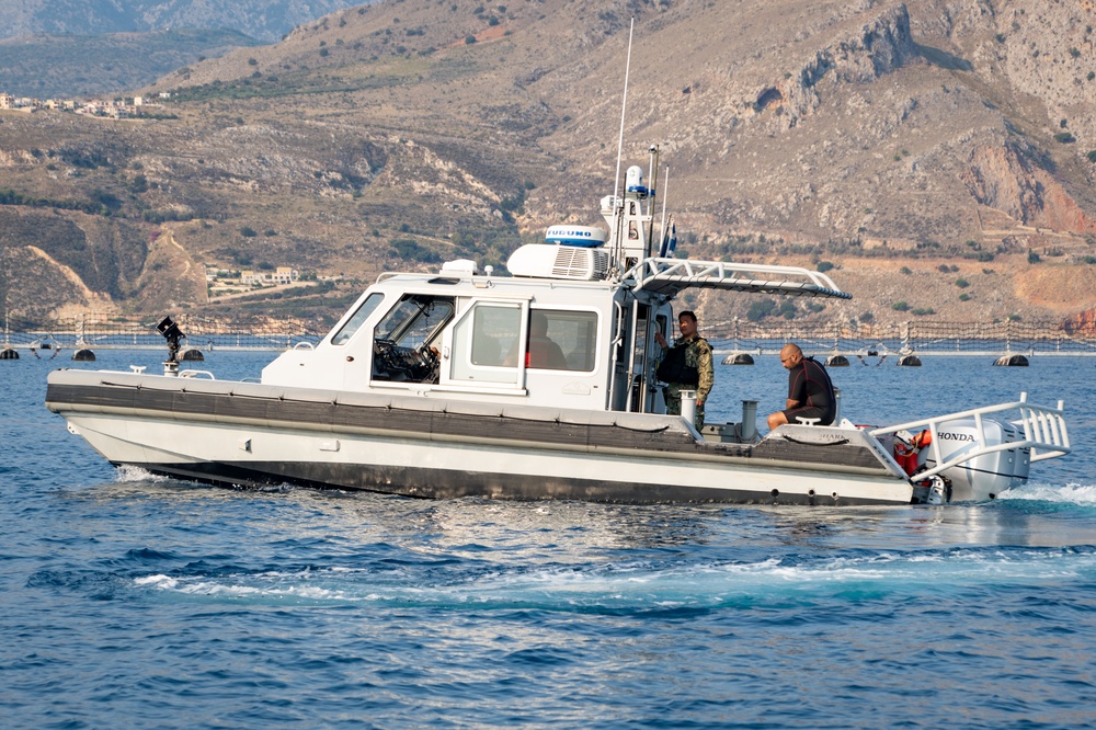 NSA Souda Bay Holds an ATTT Swimmer Attack Drill