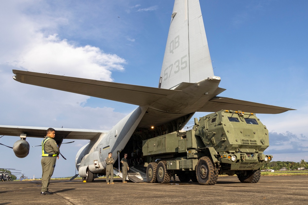 U.S. and Filipino Marines Discuss HIMARS