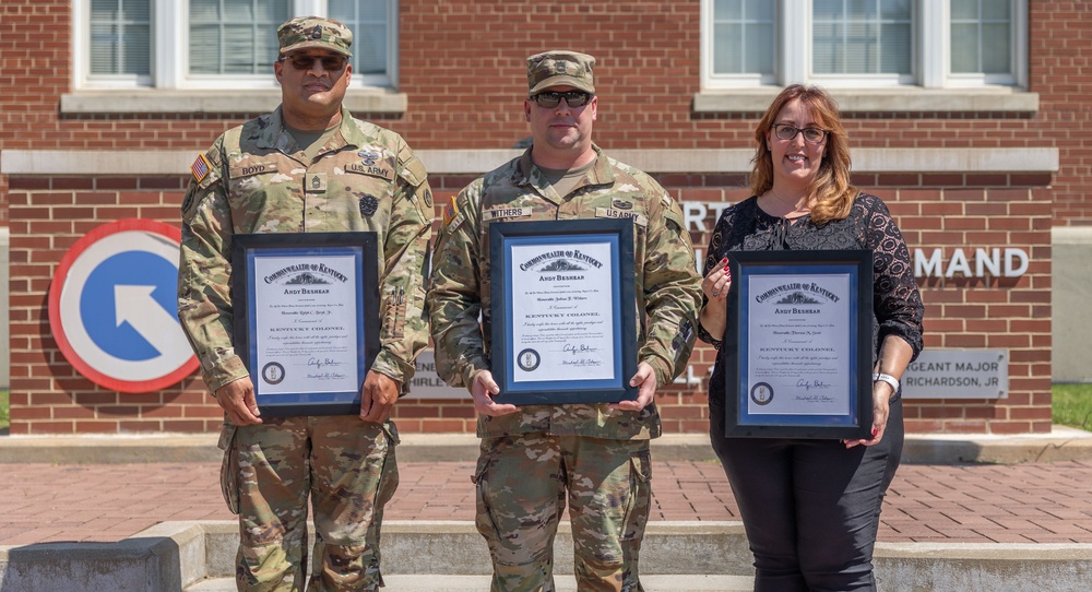 1st TSC Soldiers and Civilian presented Kentucky Colonel