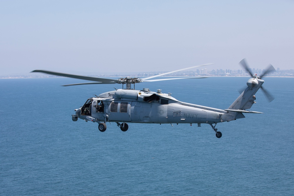 &quot;Firehawks&quot; of Helicopter Sea Combat Squadron 85 Conduct Final Flight