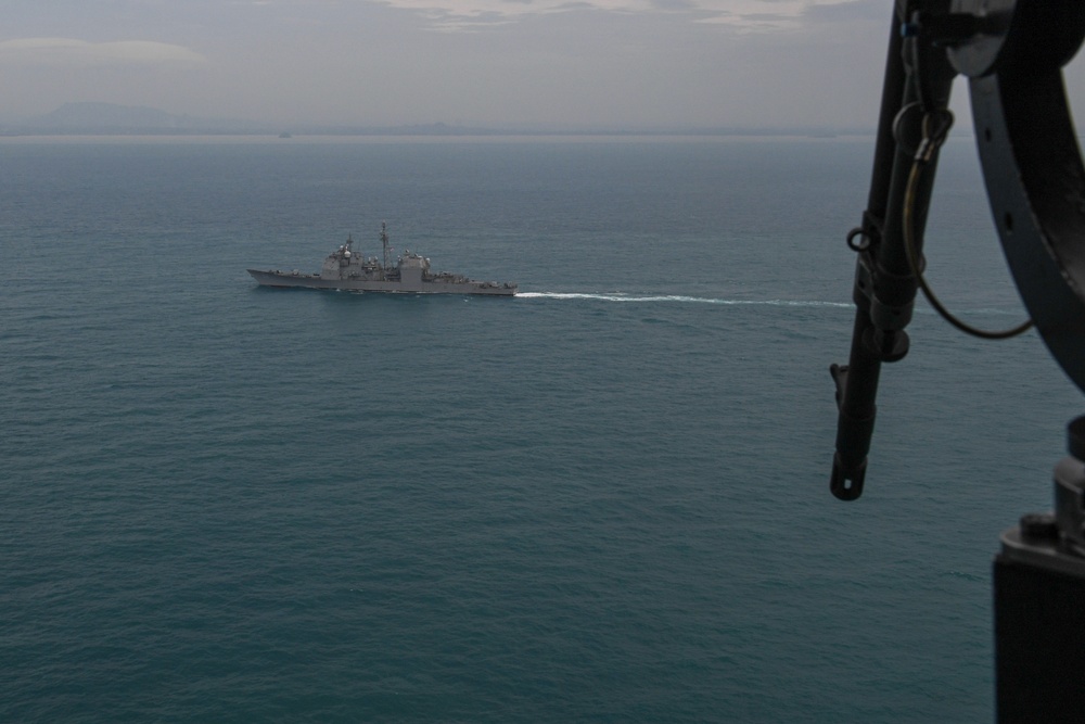 USS Ronald Reagan (CVN 76) transits Sunda Strait