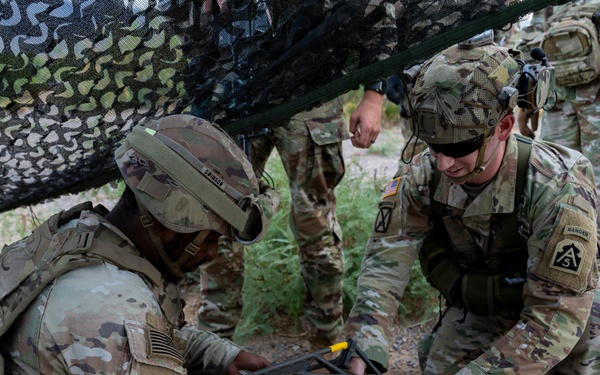 U.S. Army Units mobilize to White Sands Missile Range for Emergency Deployment Readiness Exercise