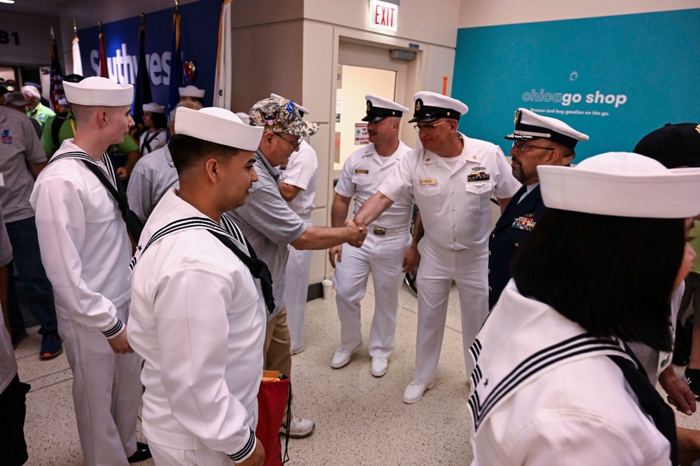 U.S. Armed Forces Welcome Veterans at Honor Flight Chicago