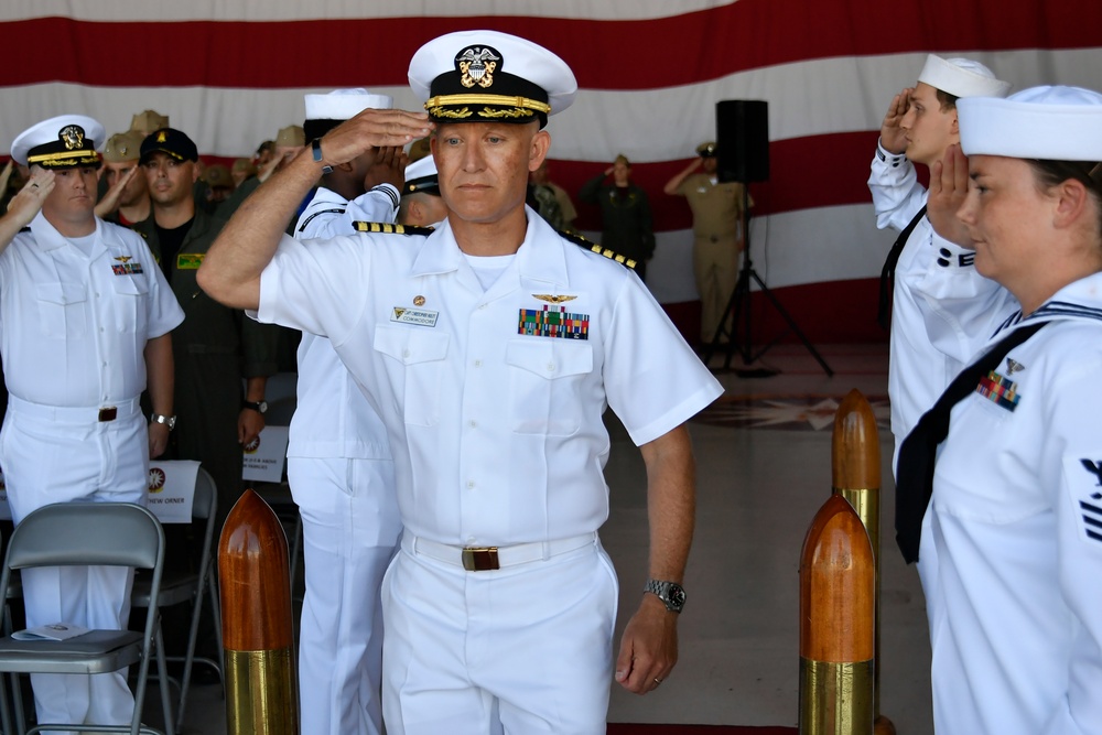 &quot;Sun Kings&quot; Hold Change of Command