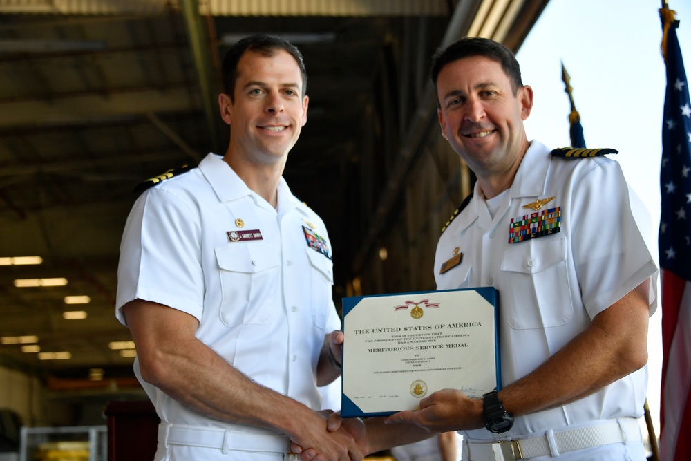 &quot;Sun Kings&quot; Hold Change of Command