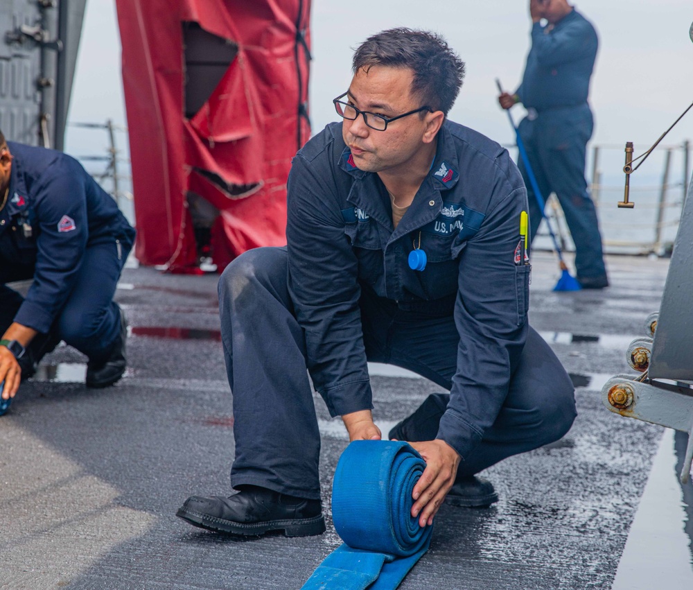 USS Howard (DDG 83) Freshwater Washdown