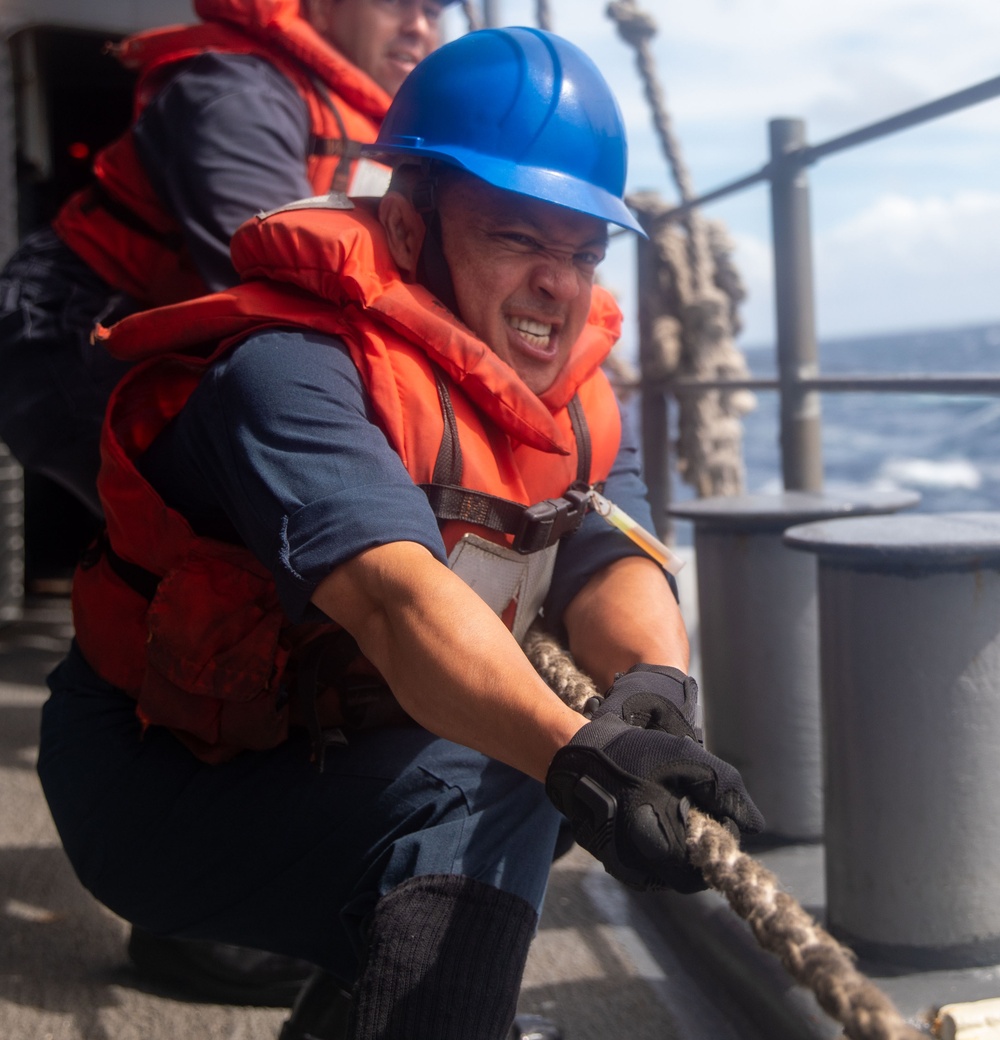 USS Antietam (CG 54) RAS with USNS Rappahannock (T-AO 204)