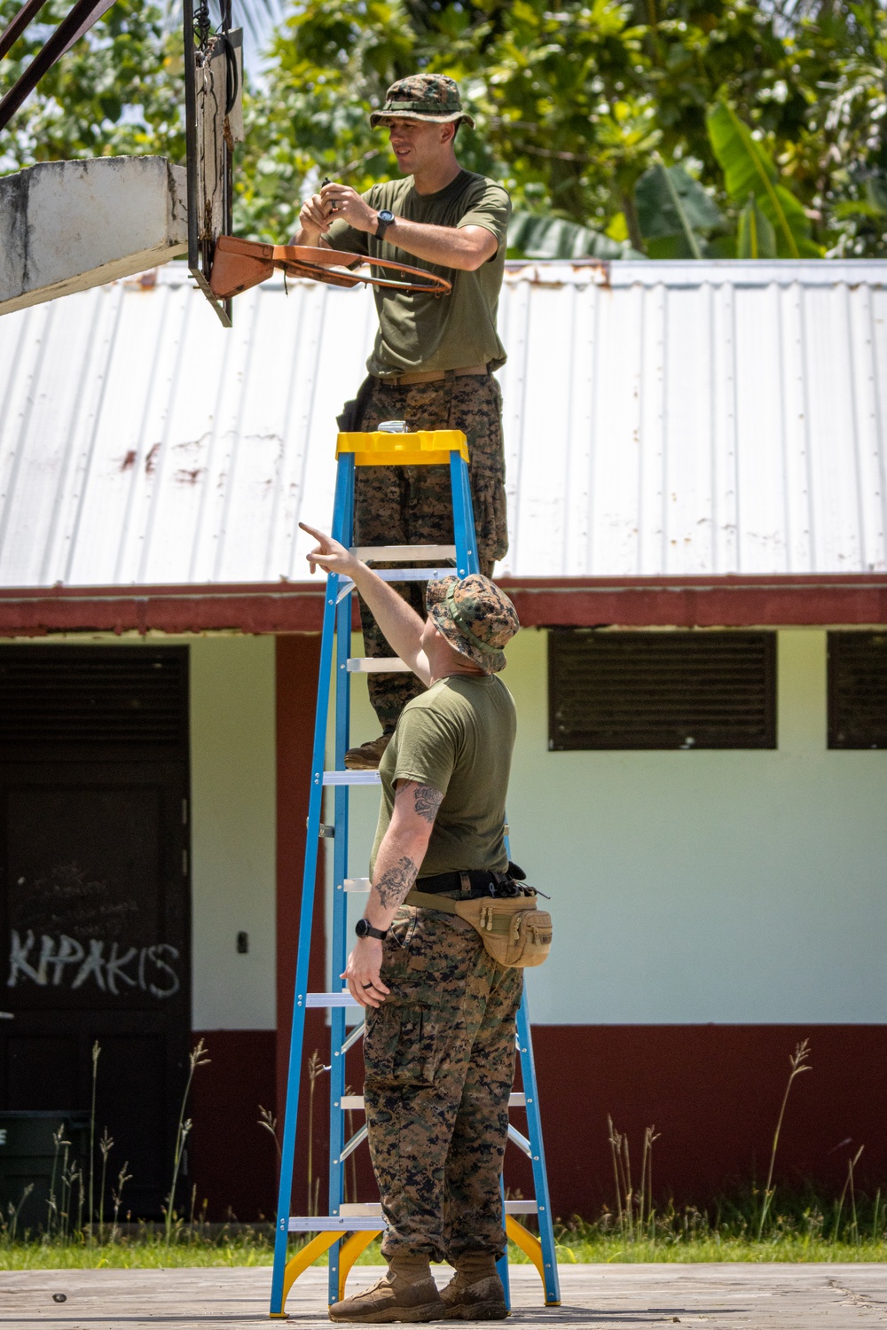 KM23: Neano Elementary School Roof Restoration Project