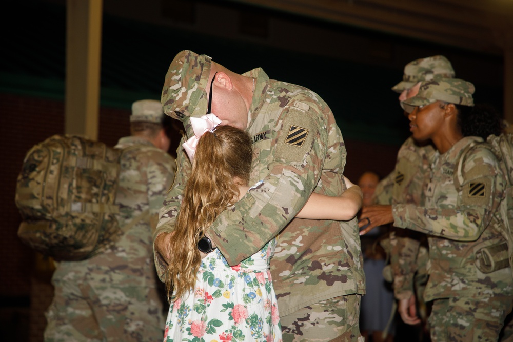 Third Division Sustainment Brigade Soldiers deploy to Europe